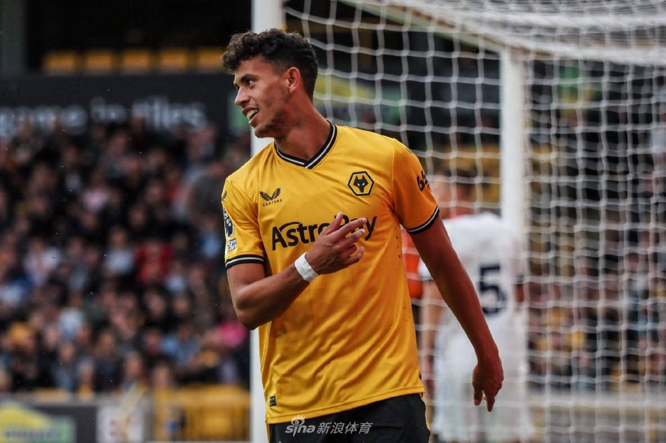 成两次抢断 成两次抢断