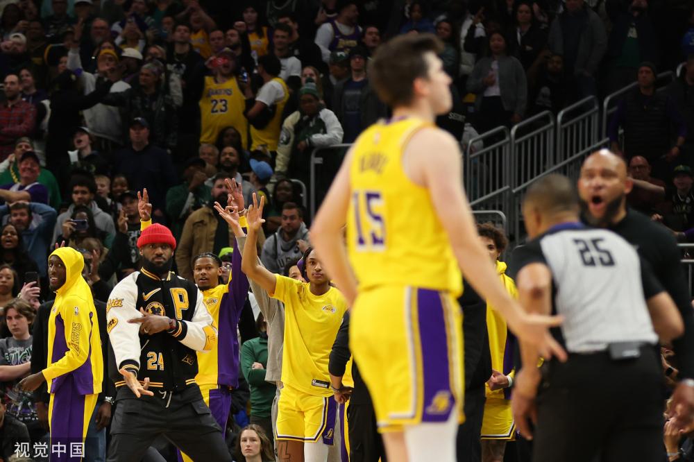 还通过板凳 还通过板凳