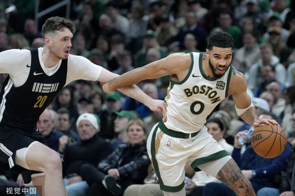 以勒布朗 以勒布朗