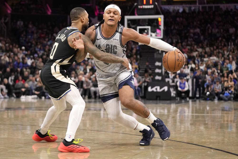 球迷们也期 球迷们也期