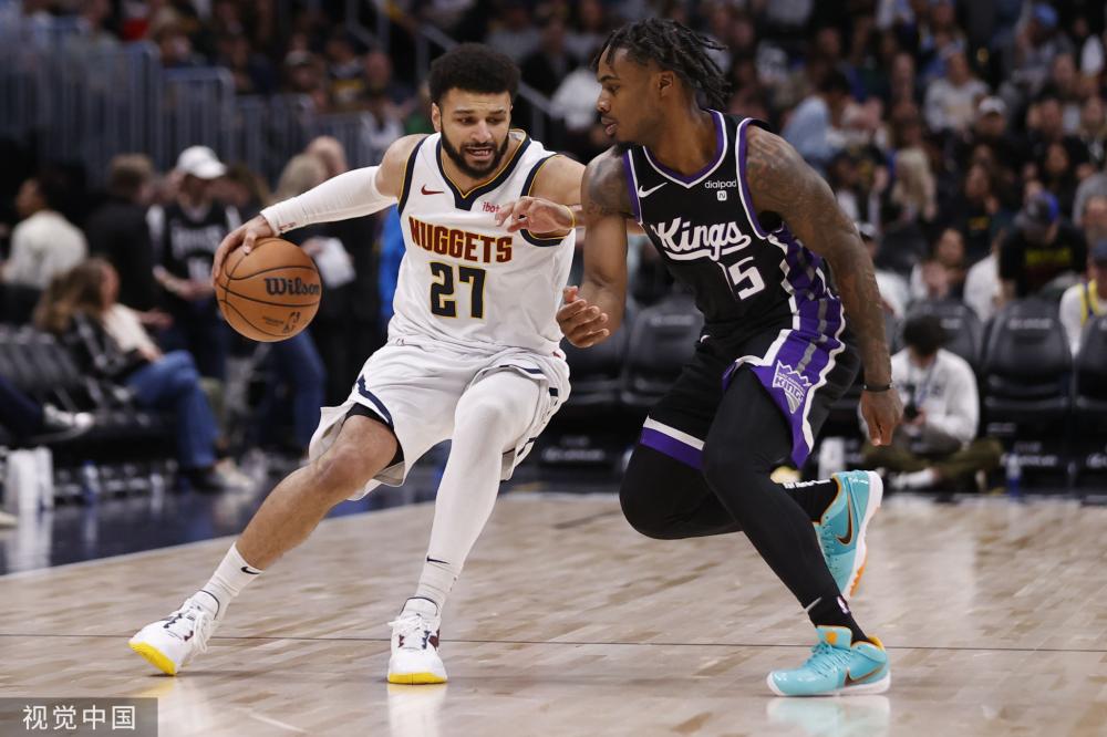 A联赛中 A联赛中