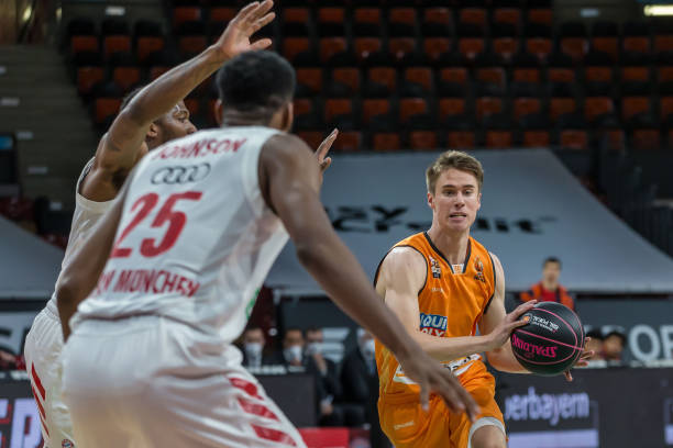 并通过AI 并通过AI